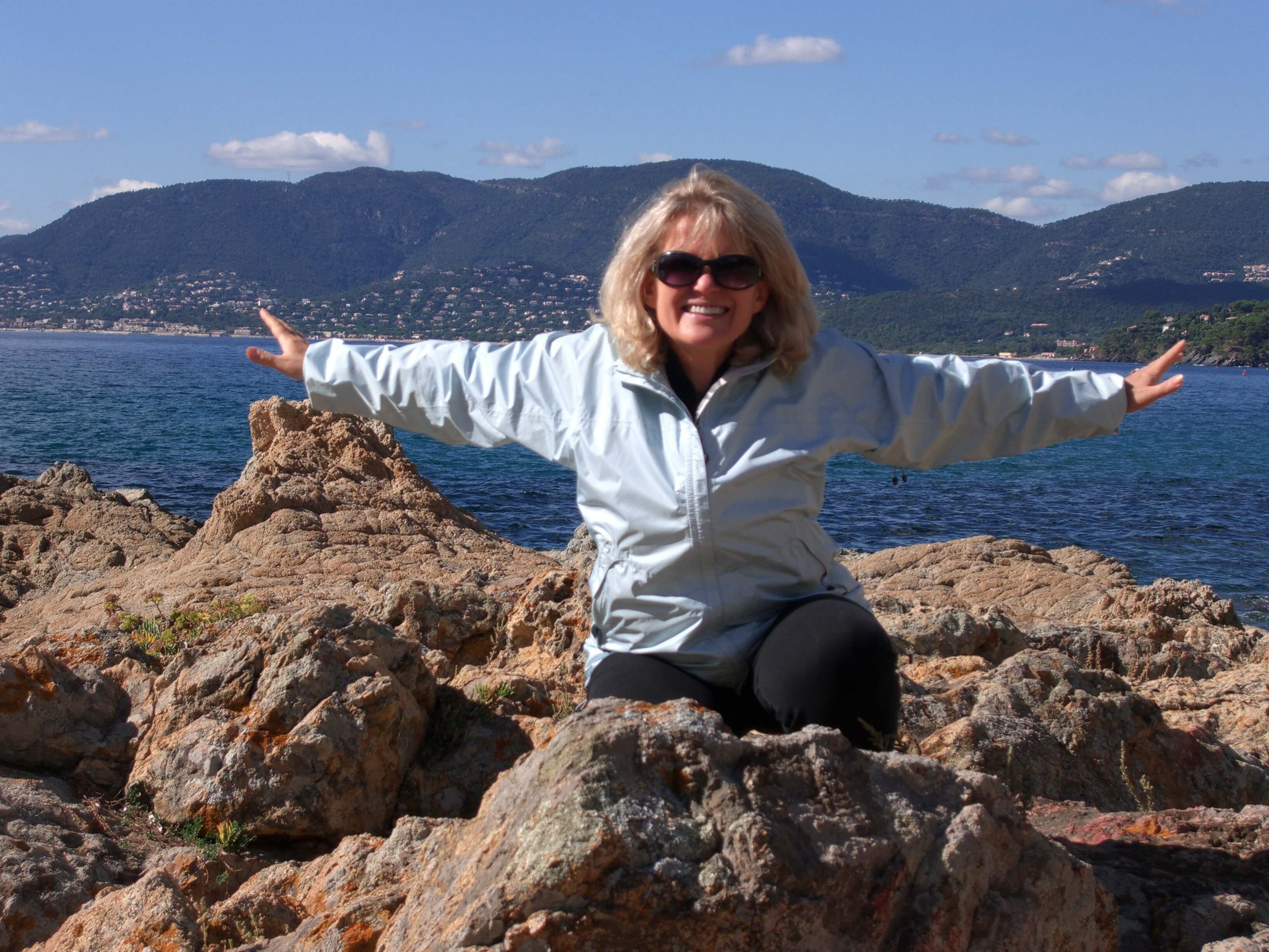 How To Be Happy: 6 Ways to Stop Feeling Stuck and Change Your Life